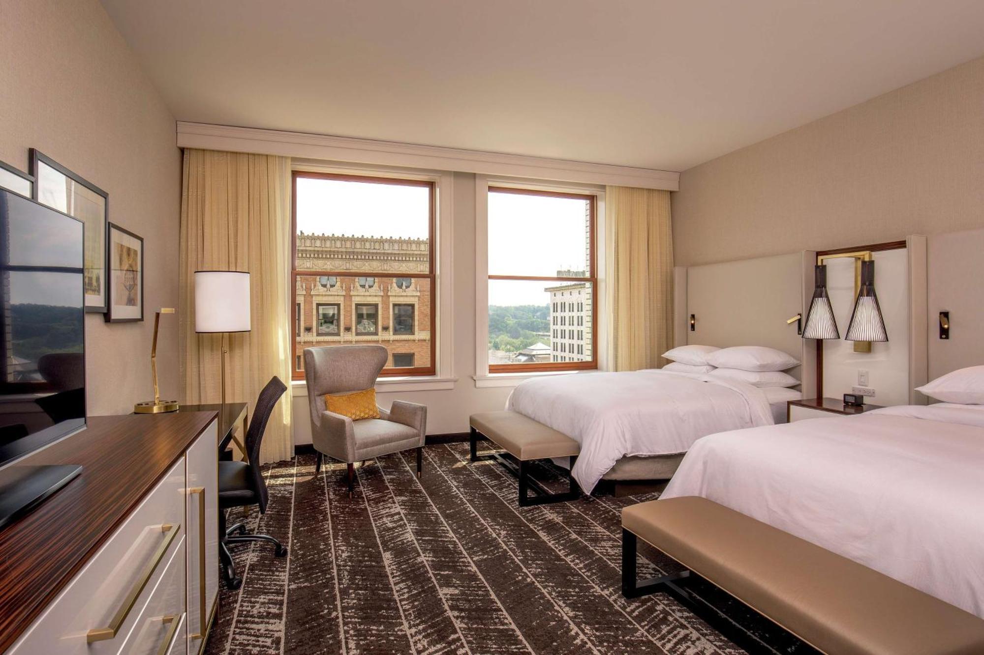 Doubletree By Hilton Youngstown Downtown Eksteriør bilde