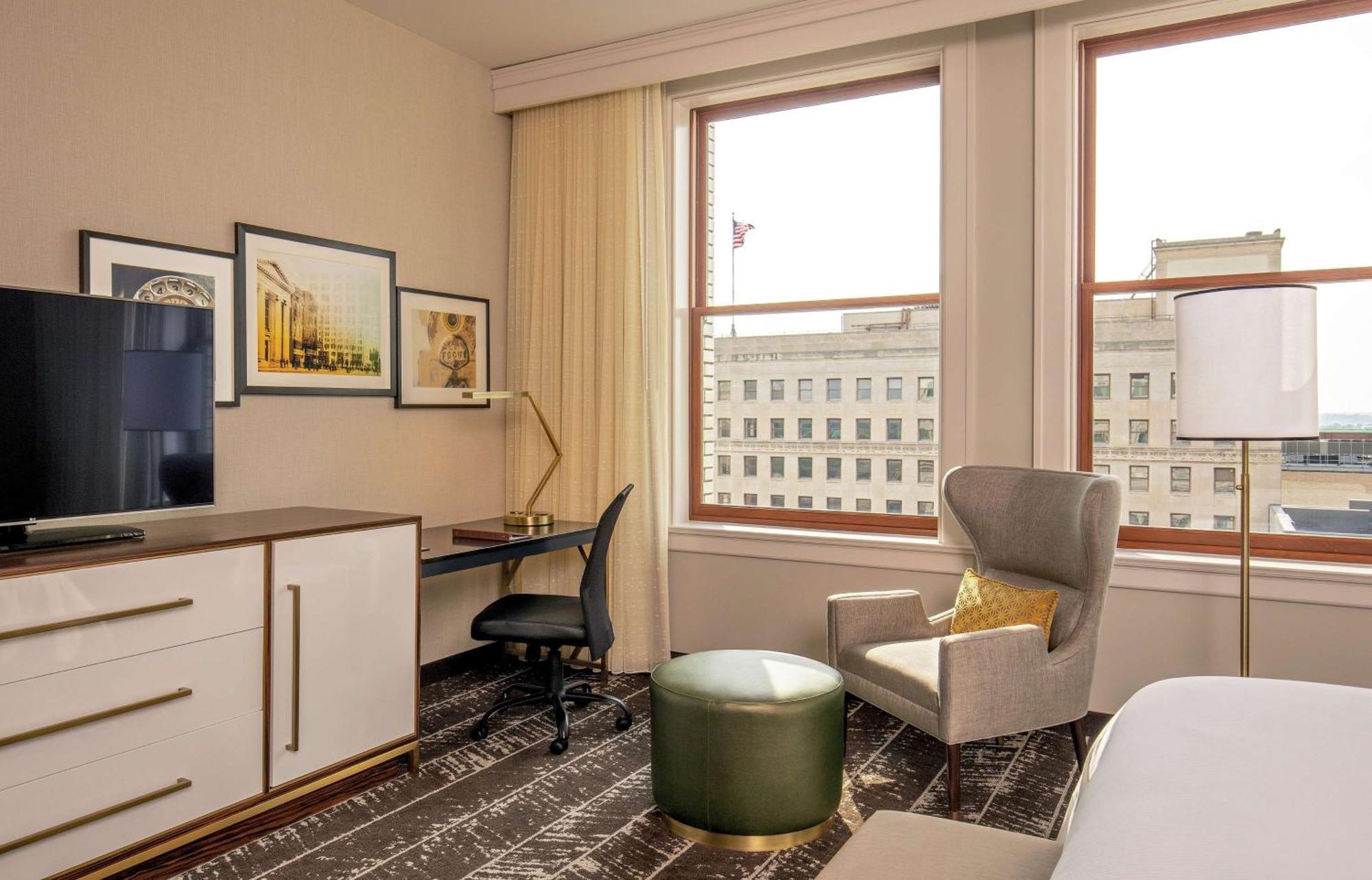 Doubletree By Hilton Youngstown Downtown Eksteriør bilde